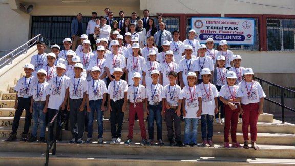 Esentepe Ortaokulu Tübitak 4006 Proje Sergisi Açılışı