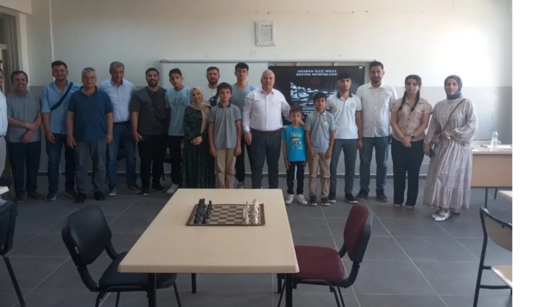 Arabanda Okullar Tatil mi?
