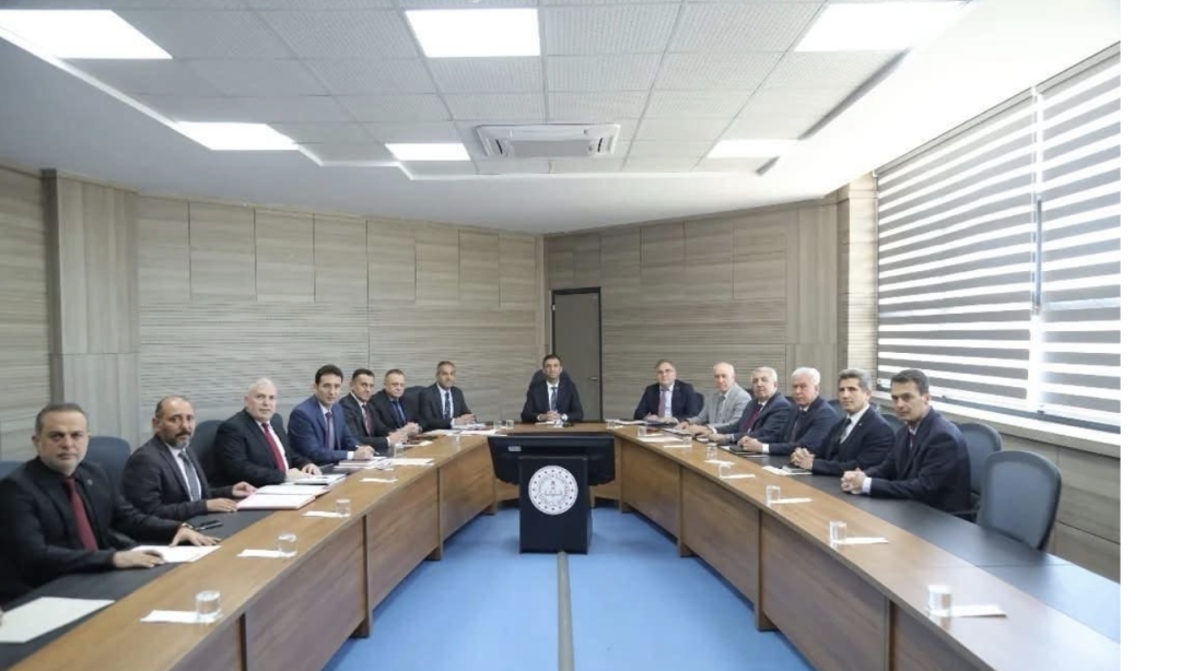 İLÇE MİLLÎ EĞİTİM MÜDÜRLERİ TOPLANTISI 